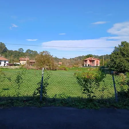 Acogedor Bajo Con Terraza Y Vistas * Nueva De Llanes