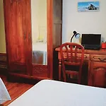 Acogedor Bajo Con Terraza Y Vistas 누에바데엘라네스